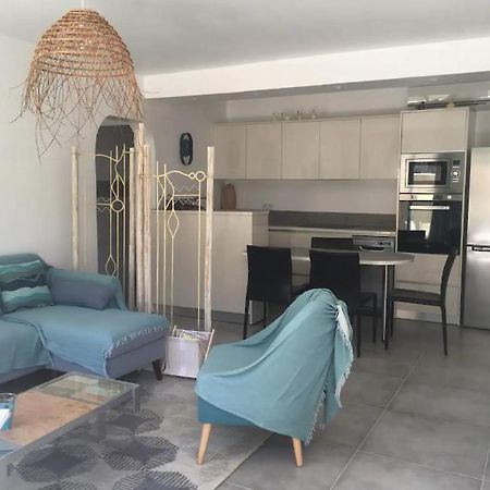 Azur Appart 4 Pers - Parking - Terrasse - 10Min Du Centre Каси Екстериор снимка