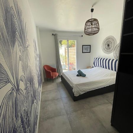 Azur Appart 4 Pers - Parking - Terrasse - 10Min Du Centre Каси Екстериор снимка