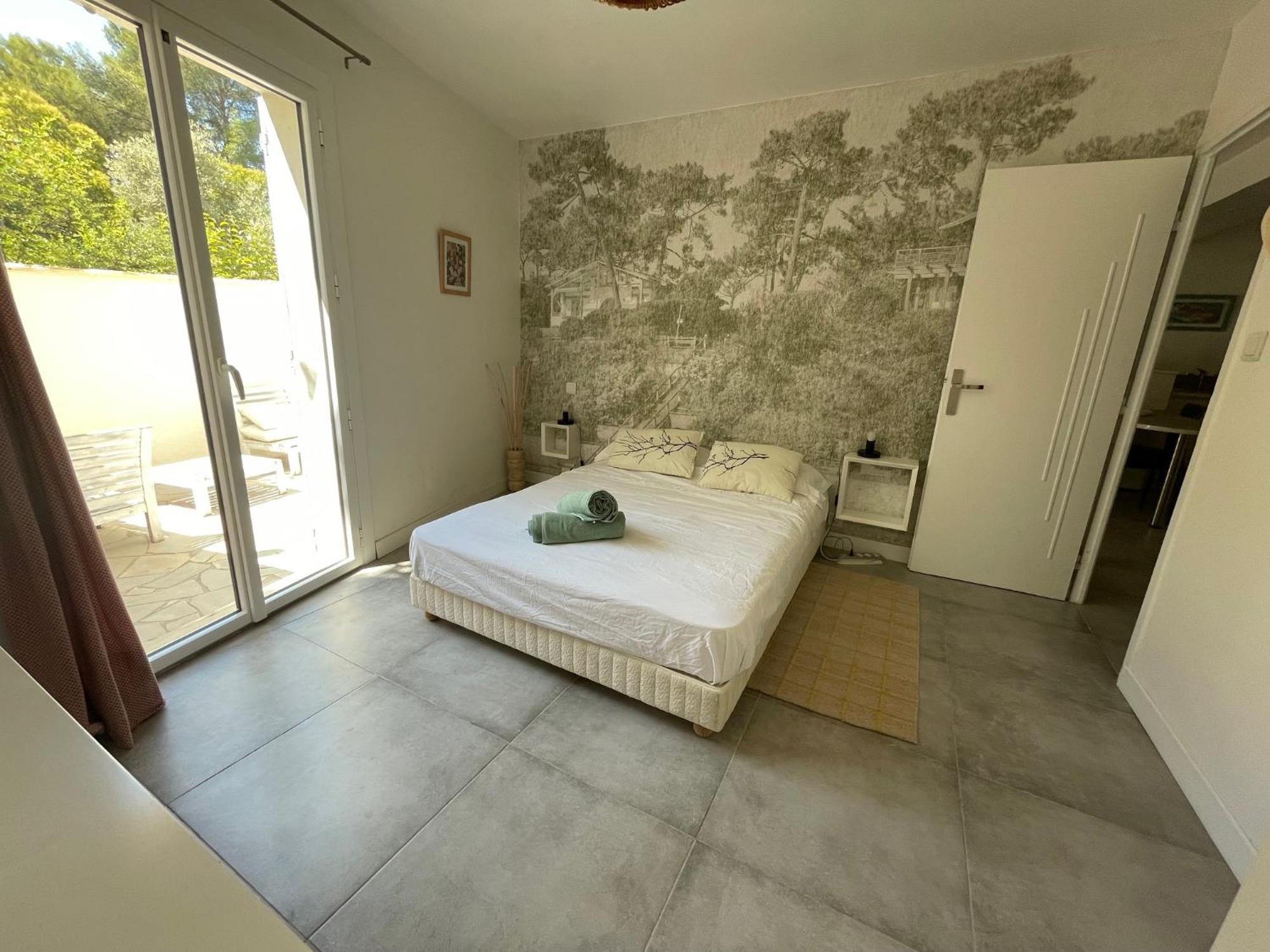 Azur Appart 4 Pers - Parking - Terrasse - 10Min Du Centre Каси Екстериор снимка